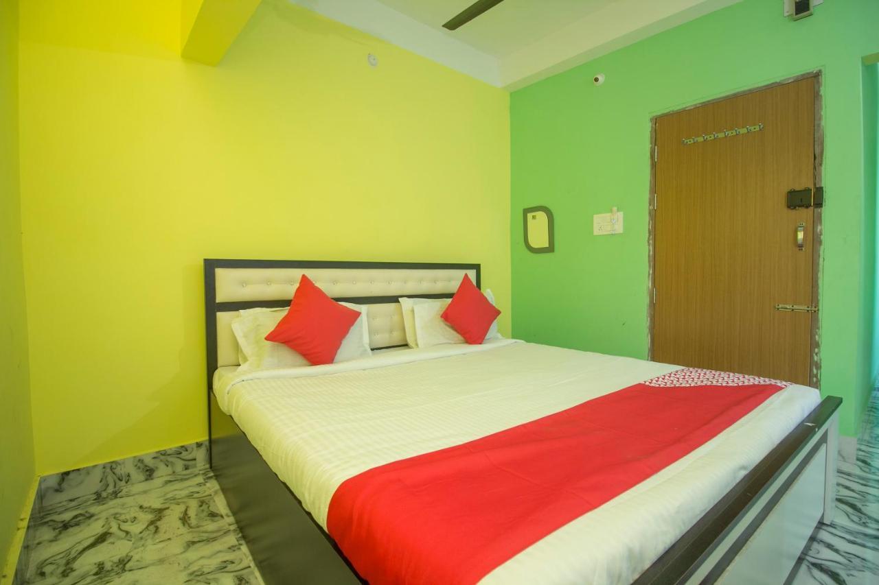 Spot On 24229 Radharani Lodge Siliguri Exterior foto